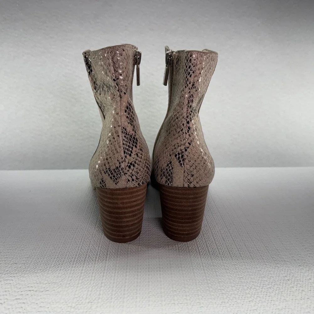 Snakeskin Ankle Boots Block Heel Fashion‎ Booties Neutral Size 7.5